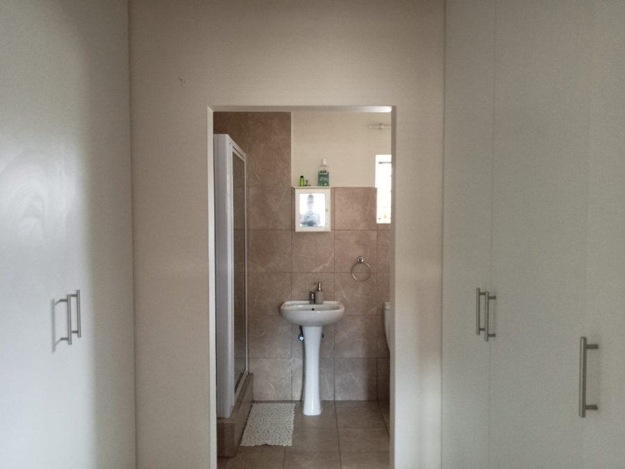 4 Bedroom Property for Sale in Greenfields Eastern Cape